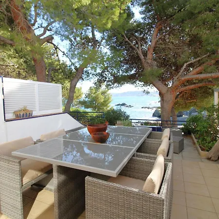 Casa En Primera Linea De Mar Con Acceso Directo A Playa Y Vistas Espectaculares - Es-228-176 *
