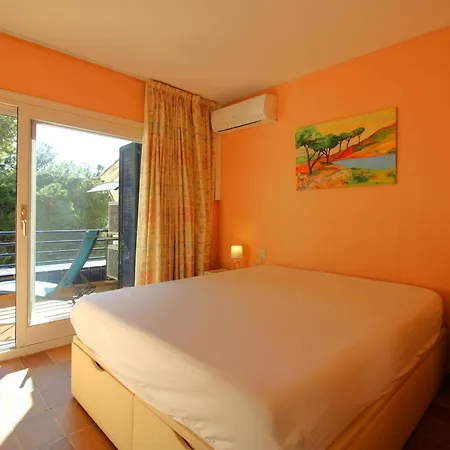 Holiday home Casa En Primera Linea De Mar Con Acceso Directo A Playa Y Vistas Espectaculares - Es-228-176 *