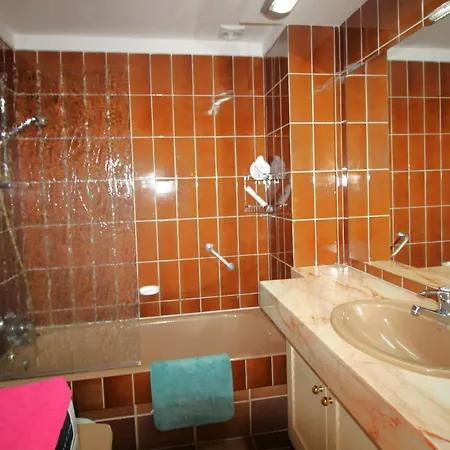 Casa En Primera Linea De Mar Con Acceso Directo A Playa Y Vistas Espectaculares - Es-228-176 * Llanca
