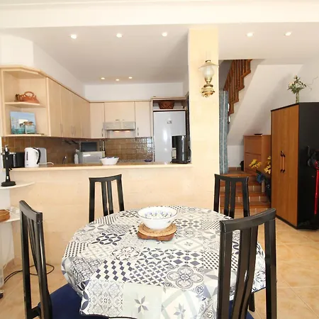 Holiday home Casa En Primera Linea De Mar Con Acceso Directo A Playa Y Vistas Espectaculares - Es-228-176